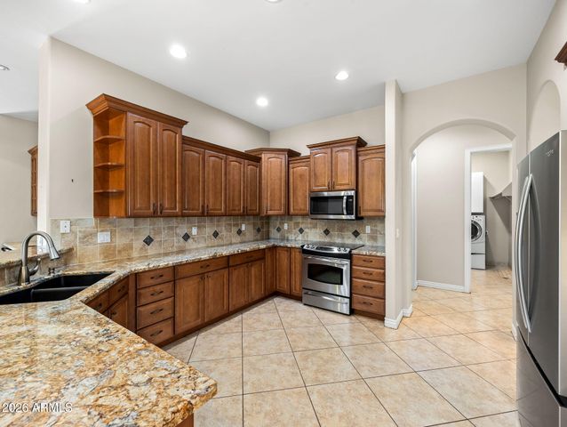 6528 N 171ST Lane, Waddell, AZ 85355
