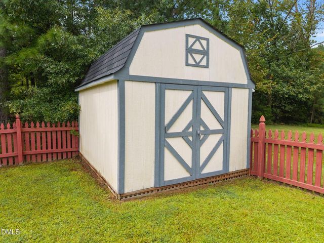 1580 Rogers Pointe Ln. Lane, Creedmoor, NC 27522
