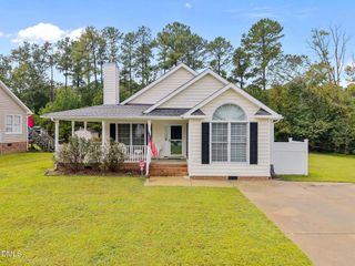 1580 Rogers Pointe Ln. Lane, Creedmoor, NC 27522