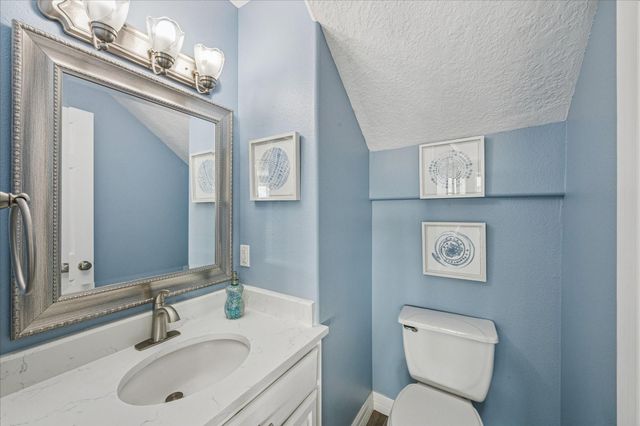 1815 Tiki Drive, Tiki Island, TX 77554