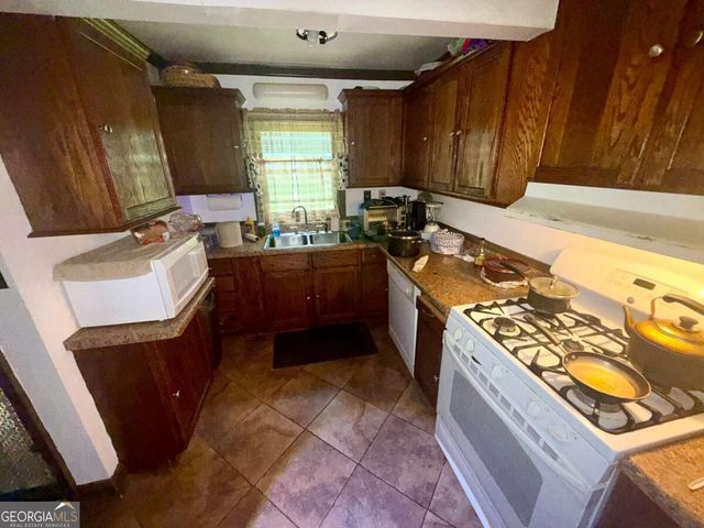 230 Eleanor Street SE, Atlanta, GA 30317
