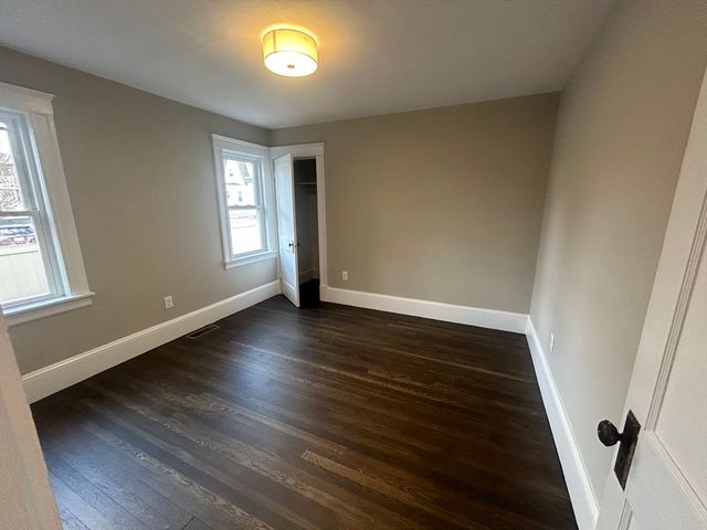 16 Prospect St 1, Watertown, MA 02472