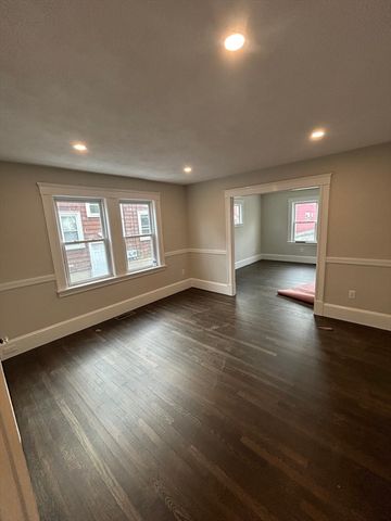 16 Prospect St 1, Watertown, MA 02472