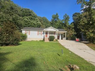 4121 Burgundy Way, Flowery Branch, GA 30542