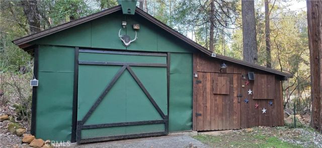 16478 New York House, Brownsville, CA 95919