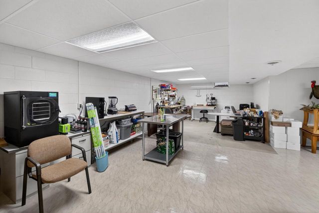 350 Clinton STREET, Kewaskum, WI 53040