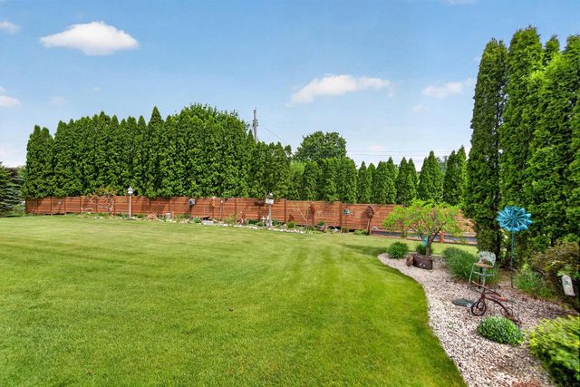350 Clinton STREET, Kewaskum, WI 53040