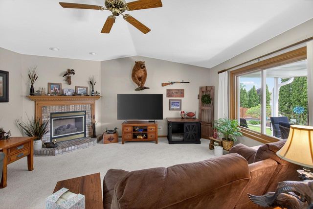 350 Clinton STREET, Kewaskum, WI 53040