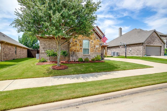 441 Hudson Lane, Burleson, TX 76028