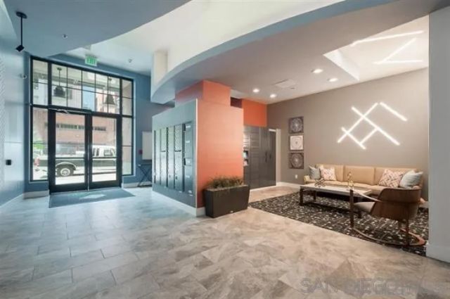 427 9th Ave 1402, San Diego, CA 92101