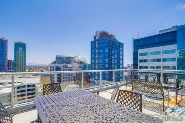 427 9th Ave 1402, San Diego, CA 92101