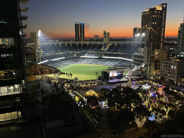 427 9th Ave 1402, San Diego, CA 92101