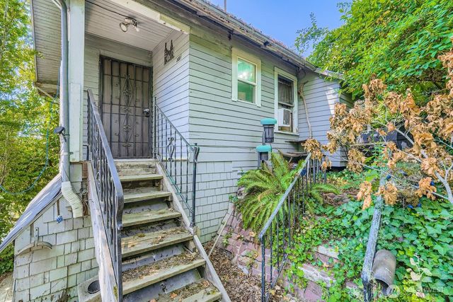2814 S Grand St, Seattle, WA 98144