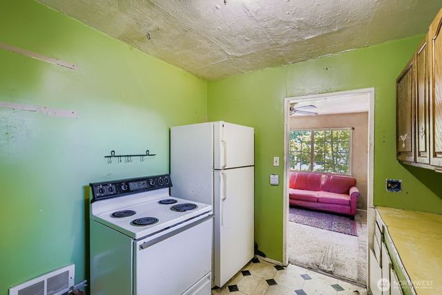 2814 S Grand St, Seattle, WA 98144