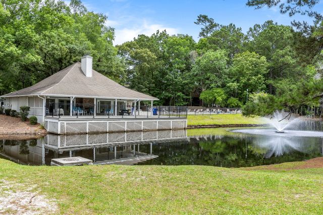 7911 Windfern Court E-1505, North Charleston, SC 29418