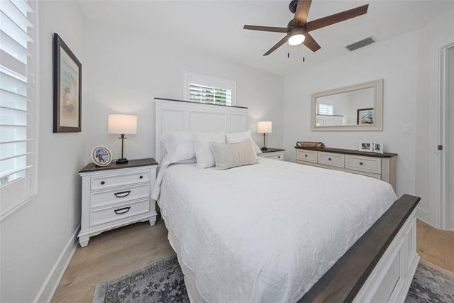 550 80TH AVENUE, St Pete Beach, FL 33706