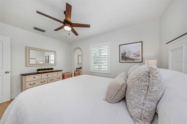 550 80TH AVENUE, St Pete Beach, FL 33706