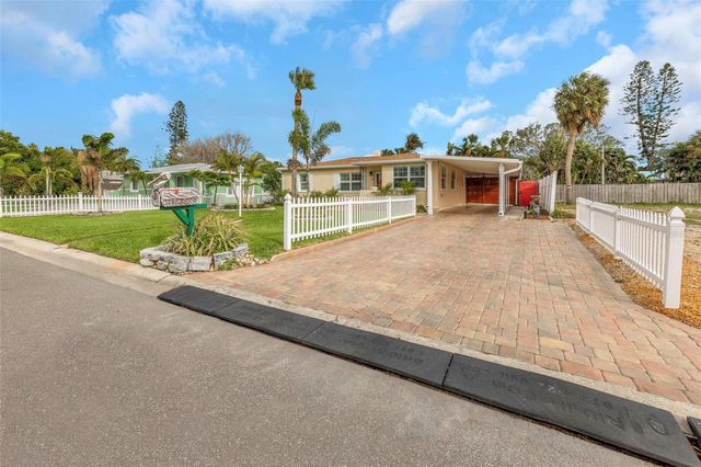 550 80TH AVENUE, St Pete Beach, FL 33706