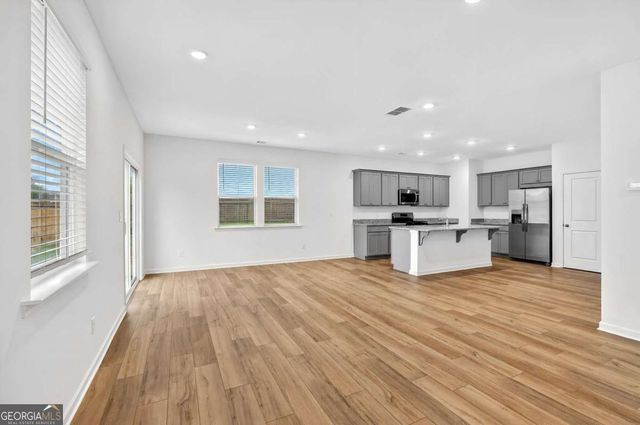 2259 Linden Pass, Douglasville, GA 30135