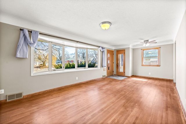 5333 James Avenue N, Brooklyn Center, MN 55430