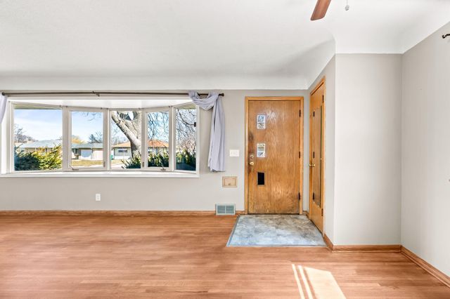 5333 James Avenue N, Brooklyn Center, MN 55430