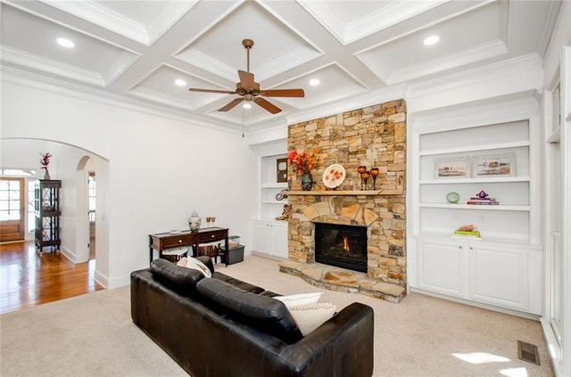 778 Crescent Circle, Canton, GA 30115