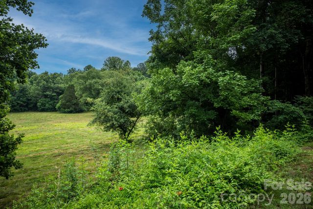 3122 Zion Church Road, Hickory, NC 28602