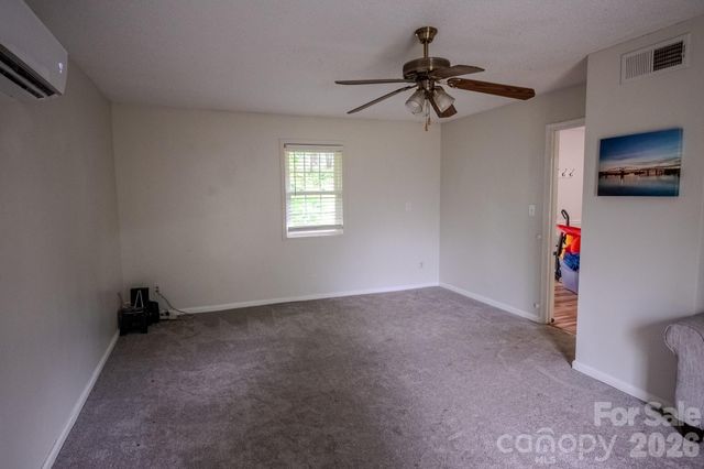 3122 Zion Church Road, Hickory, NC 28602
