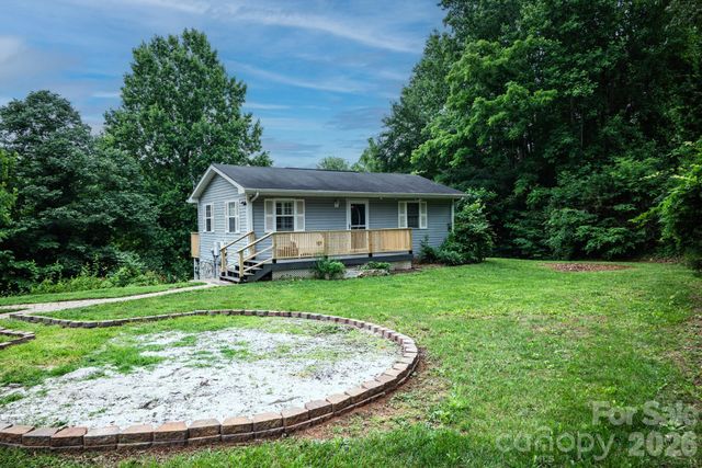 3122 Zion Church Road, Hickory, NC 28602