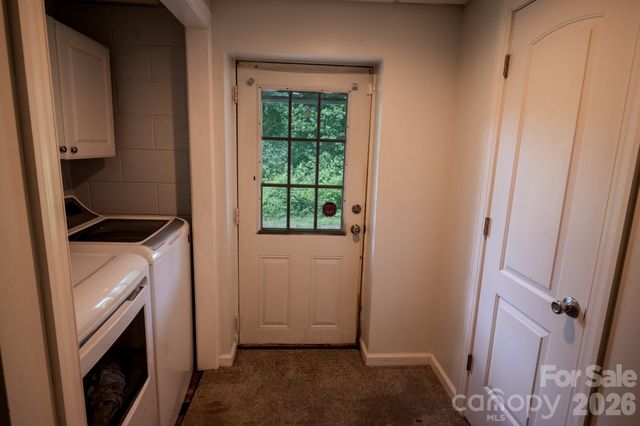 3122 Zion Church Road, Hickory, NC 28602