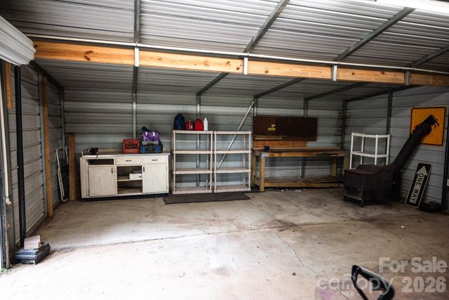 3122 Zion Church Road, Hickory, NC 28602