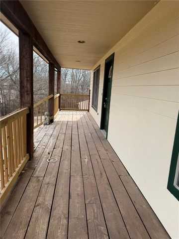 30904 Pressonville Road, Paola, KS 66071