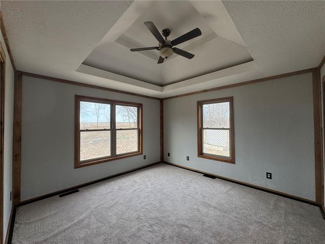 30904 Pressonville Road, Paola, KS 66071