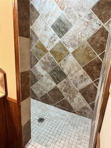 30904 Pressonville Road, Paola, KS 66071