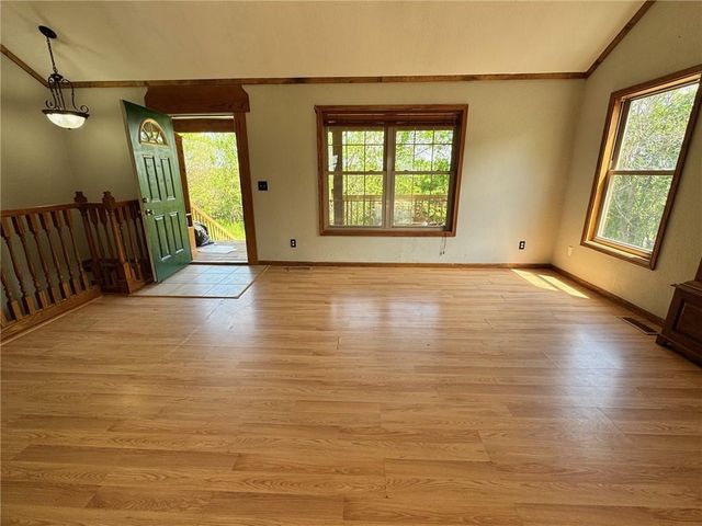 30904 Pressonville Road, Paola, KS 66071