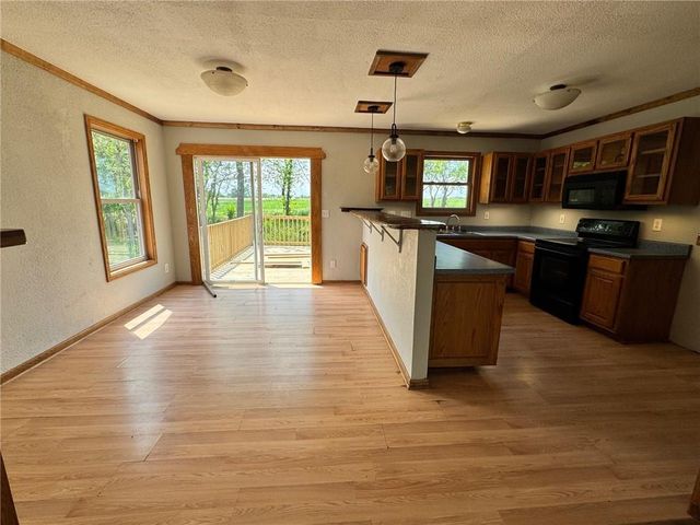 30904 Pressonville Road, Paola, KS 66071