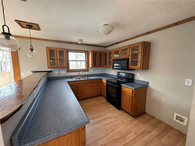 30904 Pressonville Road, Paola, KS 66071