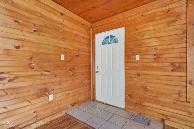 9781 W Walnut Street, Lapel, IN 46051