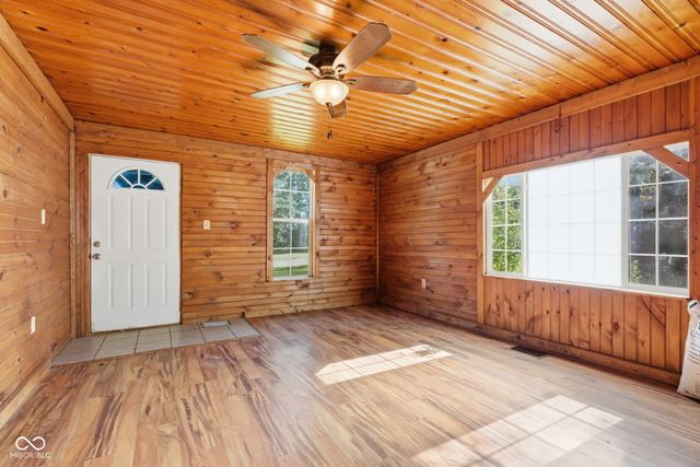 9781 W Walnut Street, Lapel, IN 46051