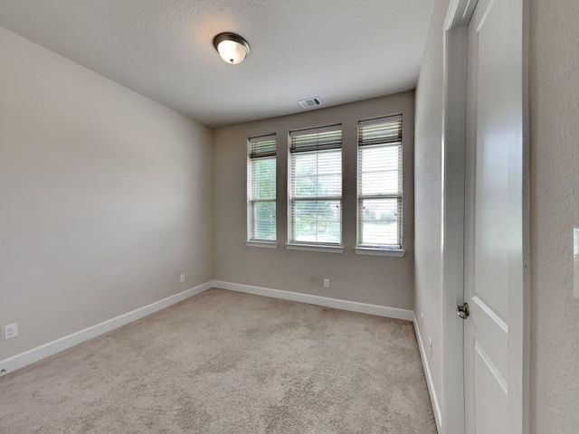 6761 E Prospect Way, Irving, TX 75063