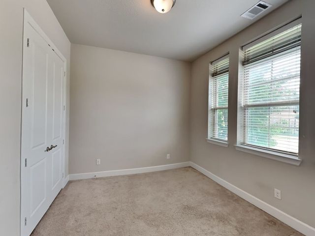 6761 E Prospect Way, Irving, TX 75063