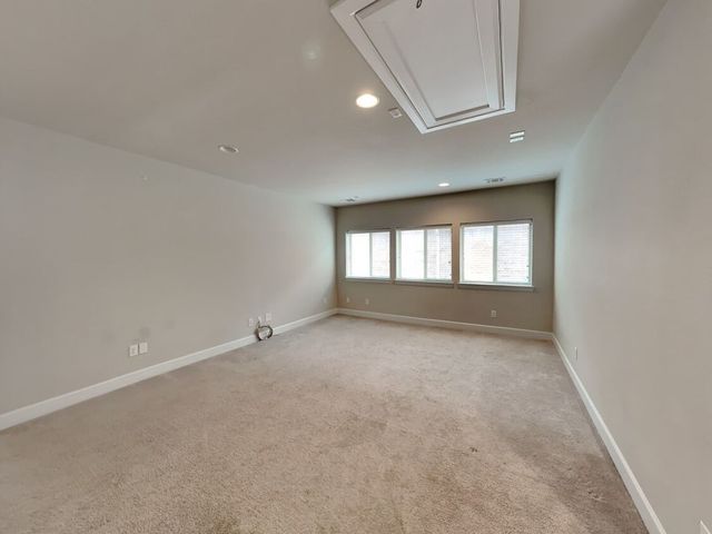 6761 E Prospect Way, Irving, TX 75063