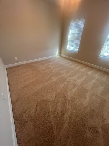 6761 E Prospect Way, Irving, TX 75063