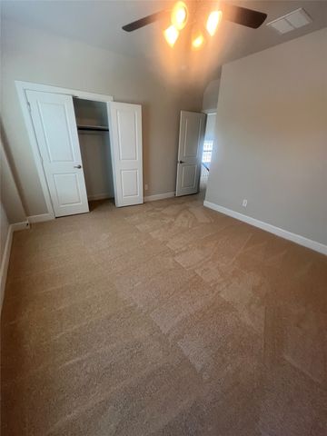 6761 E Prospect Way, Irving, TX 75063