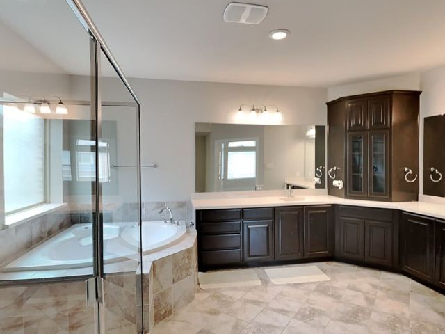 6761 E Prospect Way, Irving, TX 75063