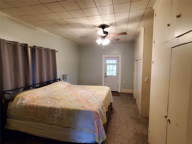 300 N Church Street, Decatur, TX 76234