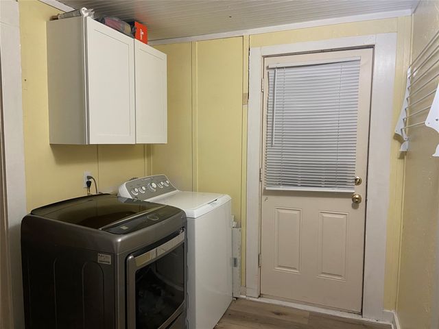 300 N Church Street, Decatur, TX 76234