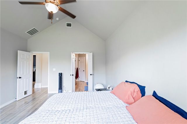 7514 Dr Hector P Garcia Dr, Corpus Christi, TX 78414