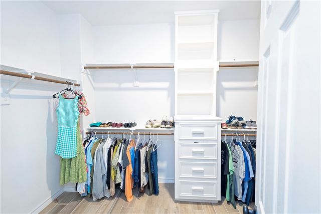 7514 Dr Hector P Garcia Dr, Corpus Christi, TX 78414