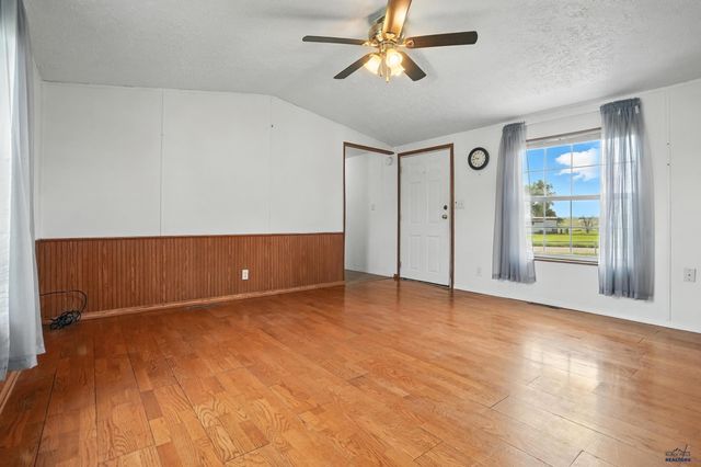 1980 COUNTRY RD, Rapid City, SD 57701